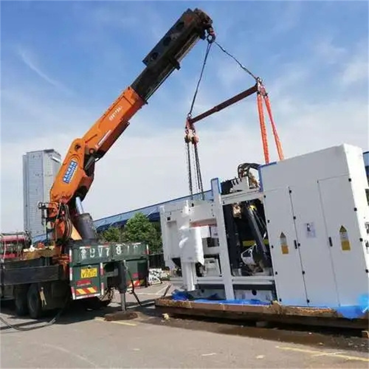 临高附近小吊车联系方式|8-16吨|本地及时服务